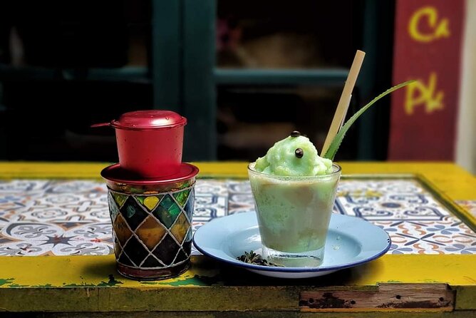 Hanoi Coffee Class with Egg, Coconut, Salt, and Dripping Coffee - The slow pleasure of Vietnamese dripping coffee