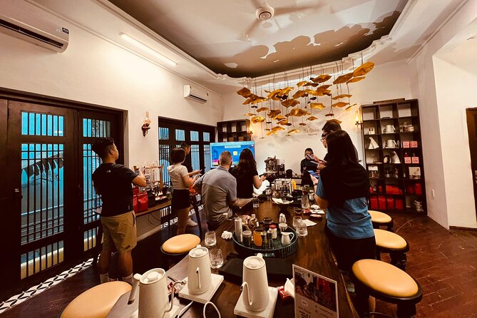 Hanoi Coffee Experience: 6 Brews, 9 Recipes & 3 Liquor Tastings - The signature coffee cocktail brings in jam and local wine