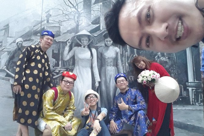 HANOI CULTURAL DISCOVERY TOUR ( "5 in 1" 4 hours - Special Package!) - Hanoia Ma May and Kim Ngan Temple: Shopping and Tradition