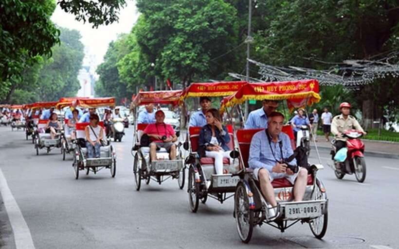 Hanoi: Cyclo the Old Quarter and Egg Coffee Tour - Why a cyclo is a smart way to see Hanoi’s Old Quarter