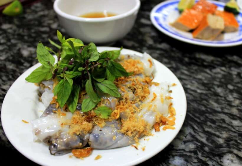 Hanoi: Eat Like a Local Small Group Street Food Tour - The savory lineup: bun cha, pho, and rice rolls
