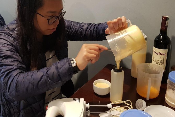 Hanoi Egg Coffee Making Course - The First Few Minutes: Ingredients and Instructions