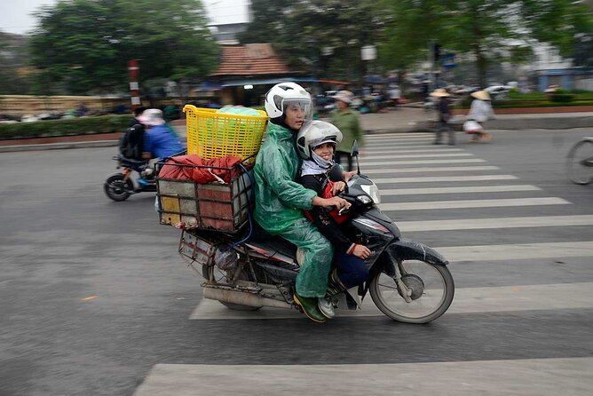 Hanoi Explorer Photo Tour - Finishing with photo editing advice