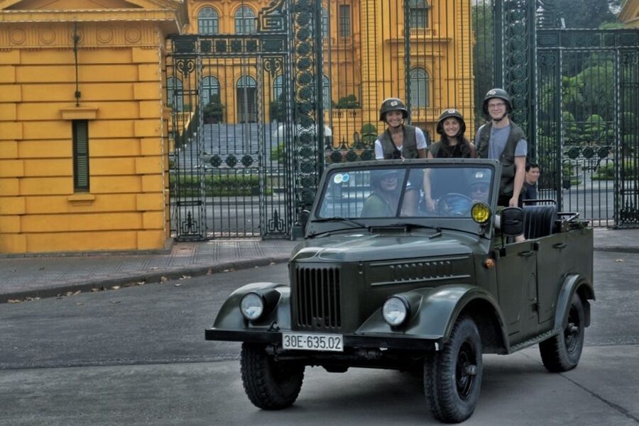 Hanoi Food, Culture, Sightseeing & Fun By Vietnam Army Jeep - Starting at the meeting cafe