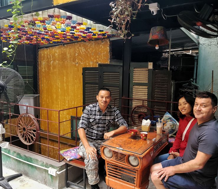 Hanoi Food, Culture, Sightseeing & Fun By Vintage Motorbike - Starting with the everyday city