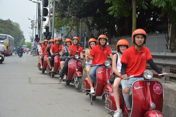 Hanoi Food Tours: Hanoi Foodie Scooter Tour Led By Women - Egg coffee and a secret dessert at Hồ Trúc Bạch