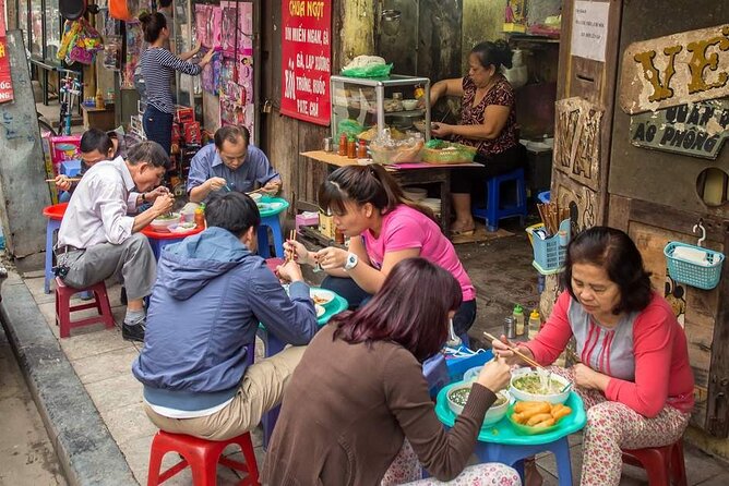 Hanoi Food & Train Street Tour - Train Street is the memorable finish