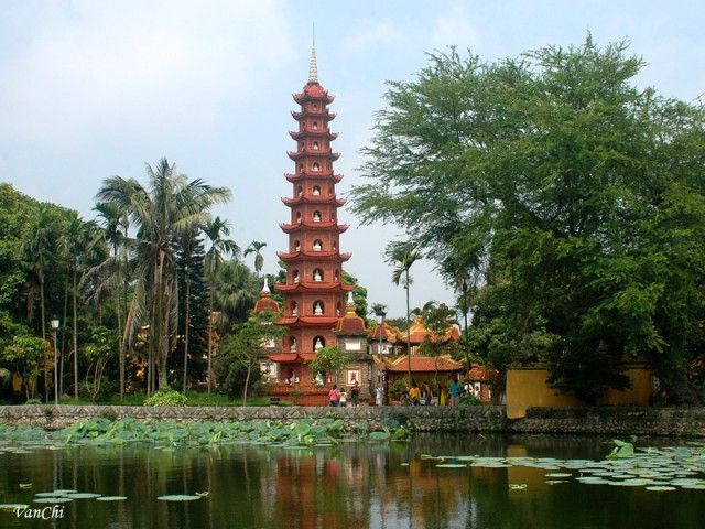Hanoi: Full-Day City Tour and Water Puppet Show - The Temple of Literature and Vietnam’s scholarly past