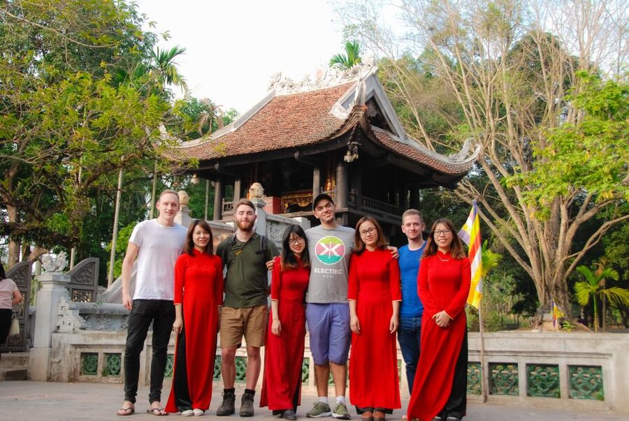 Hanoi: Full-Day City Tour and Water Puppet Show - A 50-minute water puppet show near Sword Lake