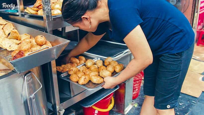 Hanoi: Guided Food Tour with Train Street Visit - Egg coffee beside the railway tracks