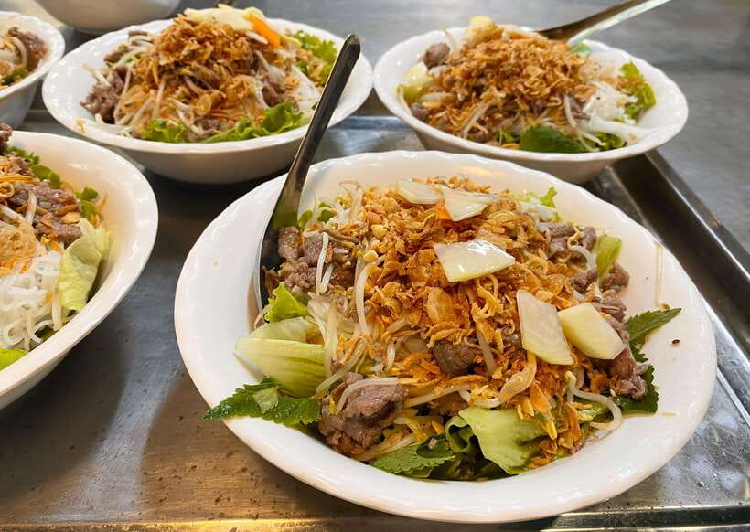 Hanoi: Guided Street Food Tour with Train Street Experience - Why this tour works best early in your Hanoi stay