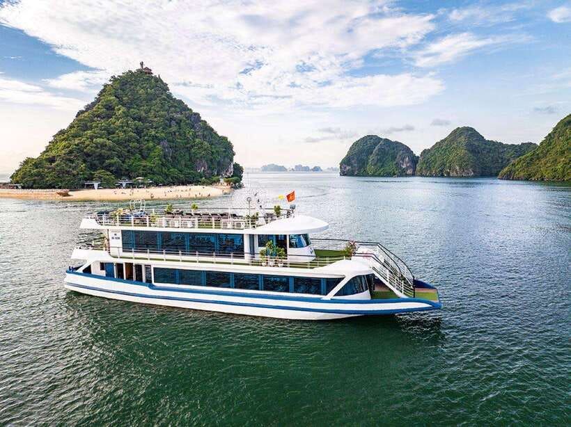 Hanoi: Ha Long Bay Day Trip - Luxury Cruise & Buffet Lunch - Jacuzzi time and the sunset return
