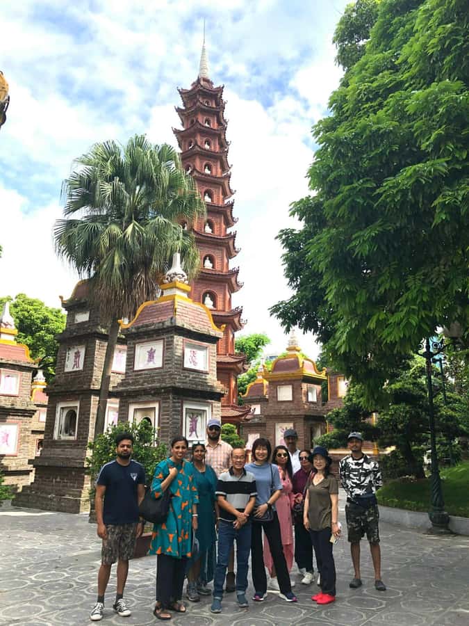 Hanoi: Half-Day City Tour with Thang Long Water Puppet Show - The guide and shuttle can make the difference