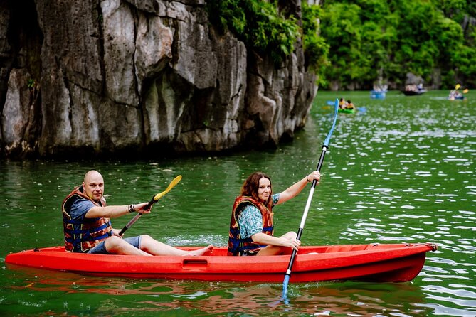Hanoi: Halong Bay Luxury Option – Titop, Surprise Cave, Kayak - Titop Island: choose the summit or the beach