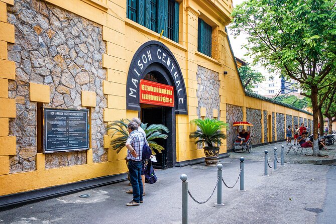 Hanoi Heritage Premium Daily Tour - Vietnam Museum of Ethnology broadens the picture