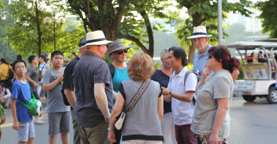 Hanoi Highlights: Full-Day Small Group City Tour with Lunch - Temple of Literature and Vietnam’s education tradition