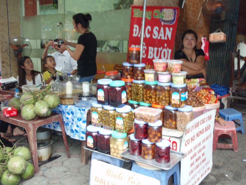 Hanoi Highlights: Full-Day Small Group City Tour with Lunch - A 30-minute cyclo ride through the Old Quarter