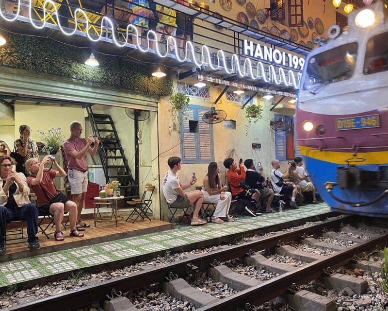 Hanoi: Historic Jeep Tour - Hanoi’s New Districts and Changing City