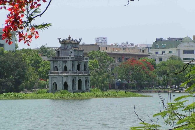 Hanoi in a day from Halong city - Lunch in the Old Quarter: street food or a restaurant