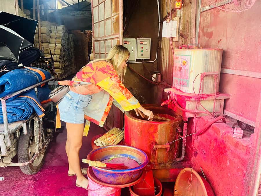 Hanoi: Incense Village, Hat, Lacquer, & City Highlights Tour - Why the villages are worth leaving Hanoi for