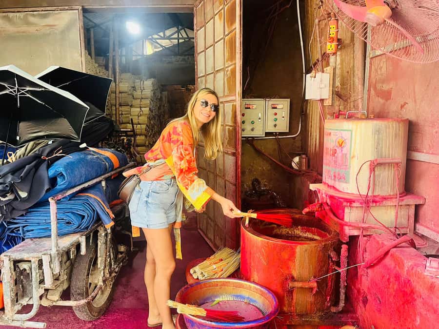 Hanoi: Incense Village, Hat, Lacquer Tour & City Highlights - The city option: three landmarks and water puppetry