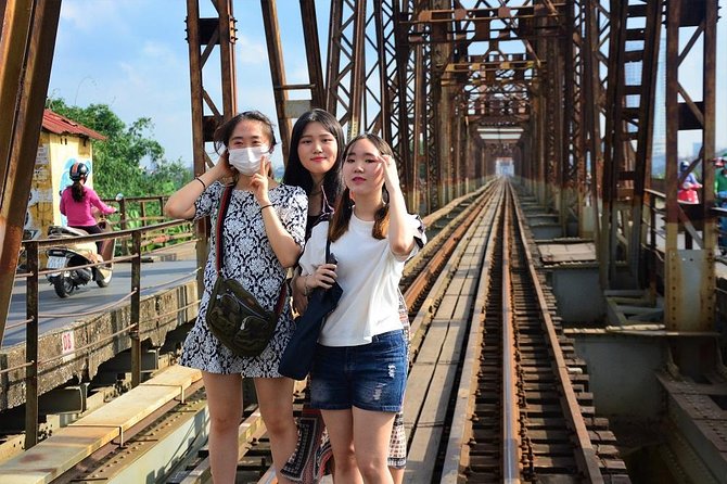 Hanoi Jeep Foodie Tours Led By Women - Dinner near Duong Tau and the case for a four-hour booking