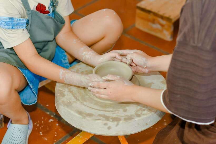 Hanoi: Mega Grand World with Bat Trang Pottery Village - Bat Trang brings the most local contact