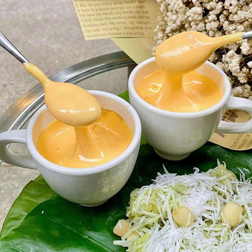 Hanoi: Michelin Guide Street Food Walking Tour - Key points at a glance