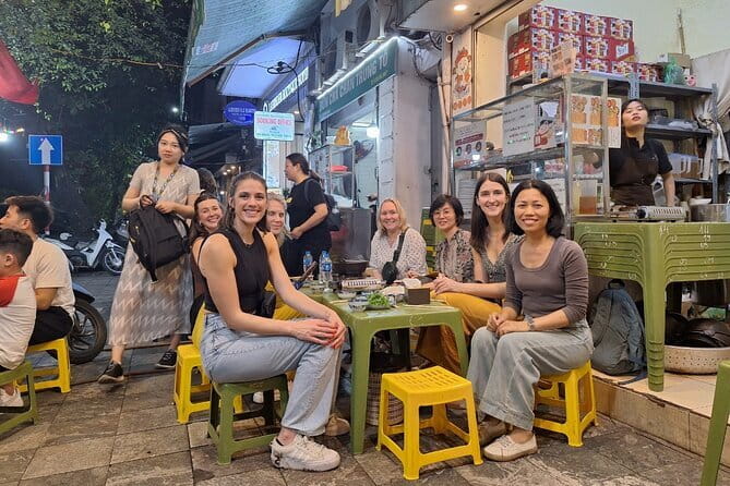 Hanoi Michelin Star Food Tour Via Jeep, Vespa or Motorbike - Sweets and fresh beer in Khâm Thiên