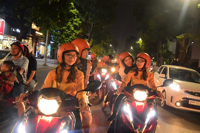 Hanoi Motorbike Tour Led By Women: Hanoi Motorbike Food Tours - Train Street at Ngõ 224 Lê Duẩn