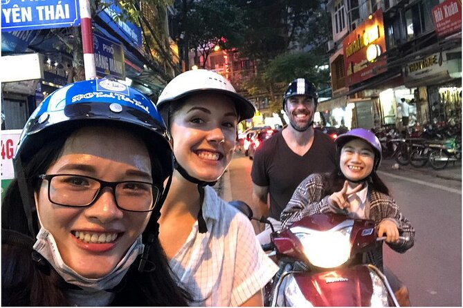 Hanoi Nightlife Food Tour By Motorbikes - Tay Ho and West Lake in 30 Minutes