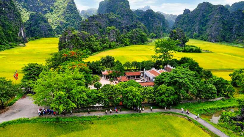 Hanoi/Ninh Binh: 1-Day Tam Coc/Trang An, Hoa Lu & Mua Caves - Why this day trip works so well from Hanoi