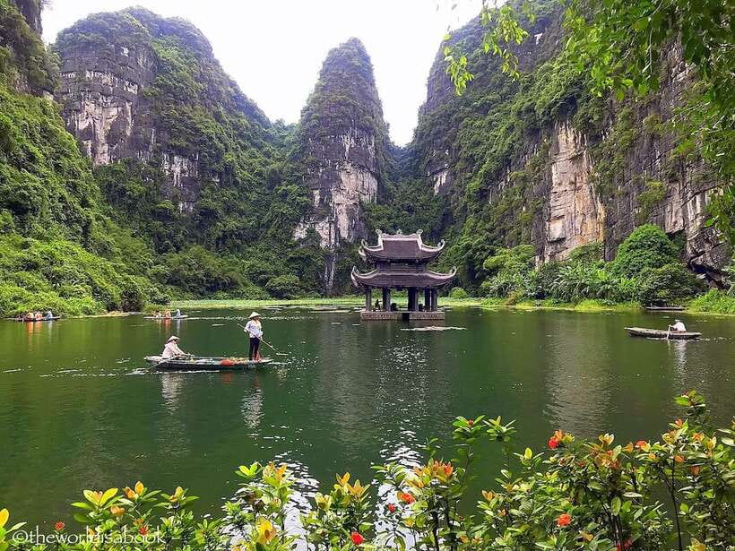 Hanoi: Ninh Binh, Bai Dinh/Hoa Lu, Trang An, & Mua Cave Tour - Bai Dinh Pagoda: scale and spectacle