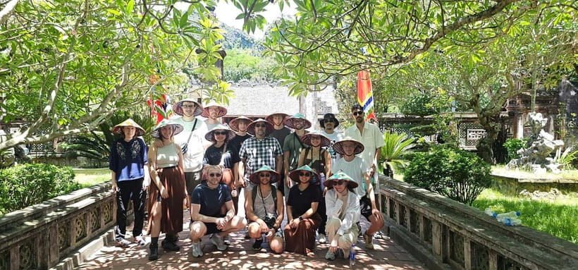 Hanoi: Ninh Binh, Bai Dinh/Hoa Lu, Trang An, & Mua Cave Tour - Buffet lunch with practical choices
