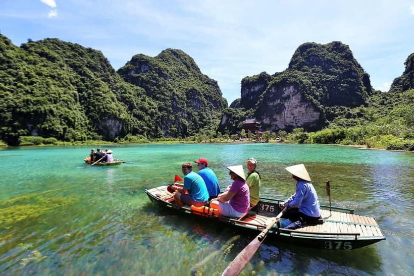 Hanoi: Ninh Binh, Bai Dinh/Hoa Lu, Trang An, & Mua Cave Tour - The limousine ride from Hanoi Old Quarter