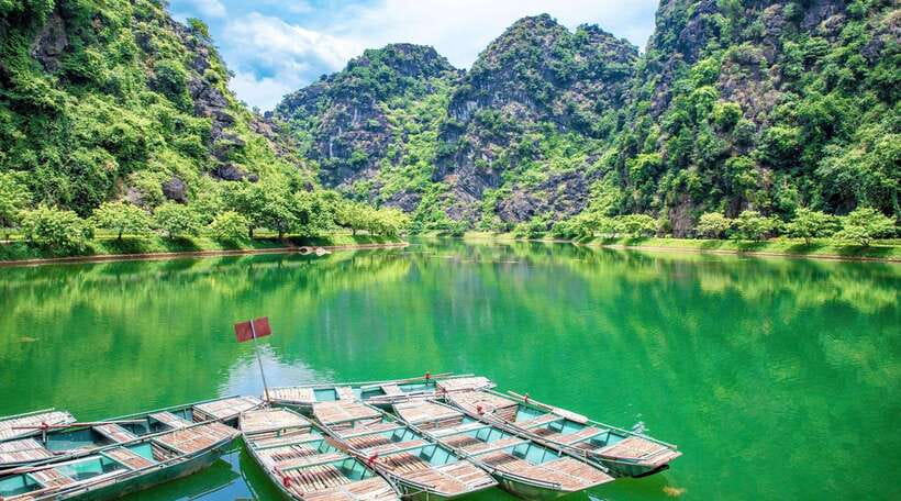 Hanoi: Ninh Binh, Tam Coc, Mua Cave & Hoa Lu with cycling - Why this Ninh Binh day trip works