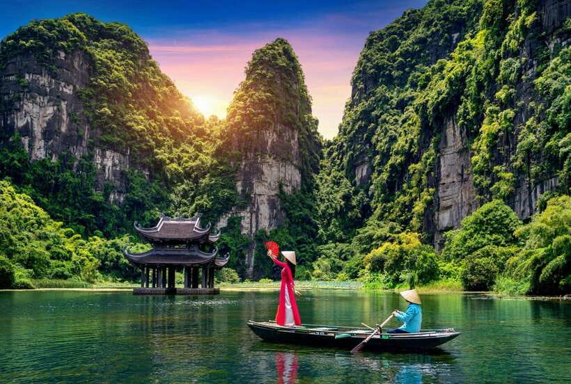 Hanoi: Ninh Binh, Trang An, Mua Cave and Bai Dinh Pagoda - Why this Ninh Binh day trip works