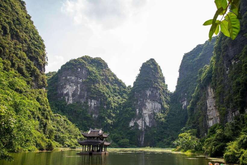 Hanoi:Ninh Binh-Trang An-Mua Cave-Hoa Lu&Cycling BEST SELLER - Key points at a glance