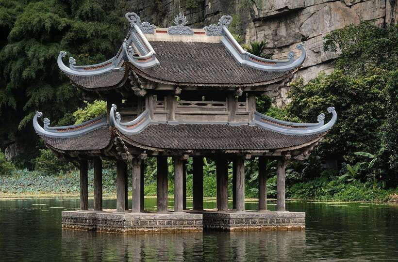 Hanoi:Ninh Binh-Trang An-Mua Cave-Hoa Lu&Cycling BEST SELLER - Hoa Lu and the story of Vietnam’s first capital