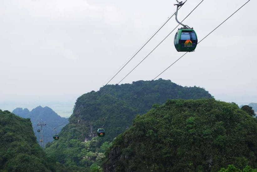 Hanoi: Perfume Pagoda Day Tour with Boat Ride & Cave Visit - Drifting along Yen Stream