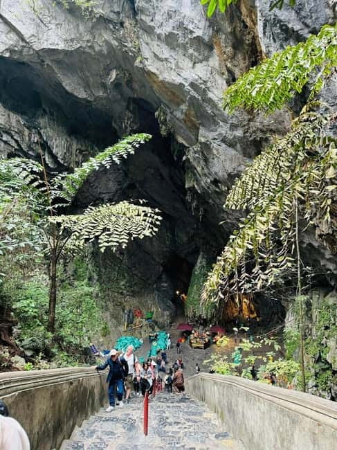 Hanoi: Perfume Pagoda Day Tour with Boat Ride & Cave Visit - The two-hour ride from Hanoi to Ben Duc Pier