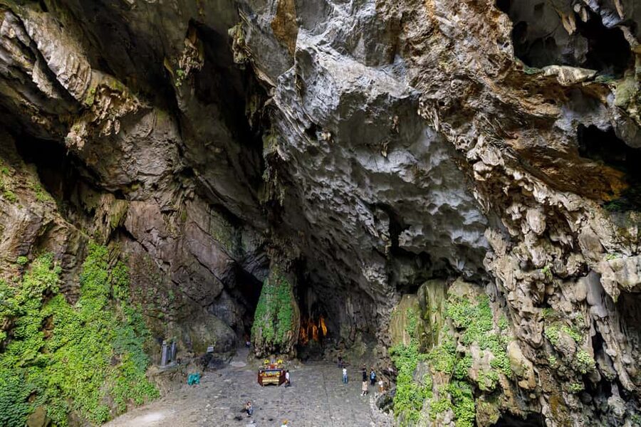 Hanoi: Perfume Pagoda - Yen Stream Boat Ride, Lunch & Cave - The Electric Car Ride to Yen Stream