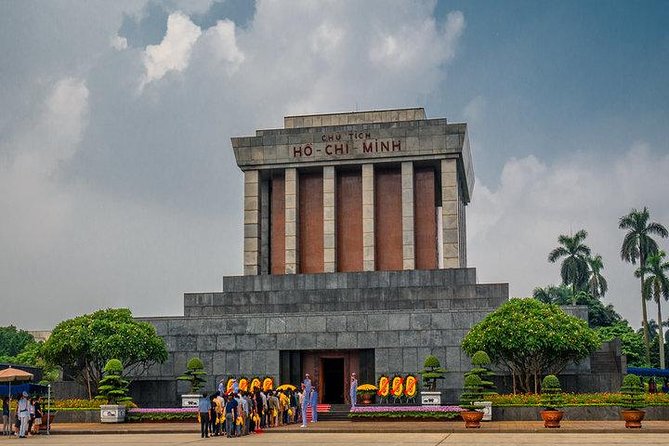 HANOI PRIVATE CITY TOUR (Guide in all language) - Starting at Ba Dinh Square and Ho Chi Minh’s complex