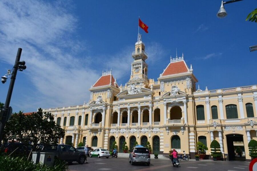 Hanoi: Private custom tour with a local guide - Why a private Hanoi walk helps