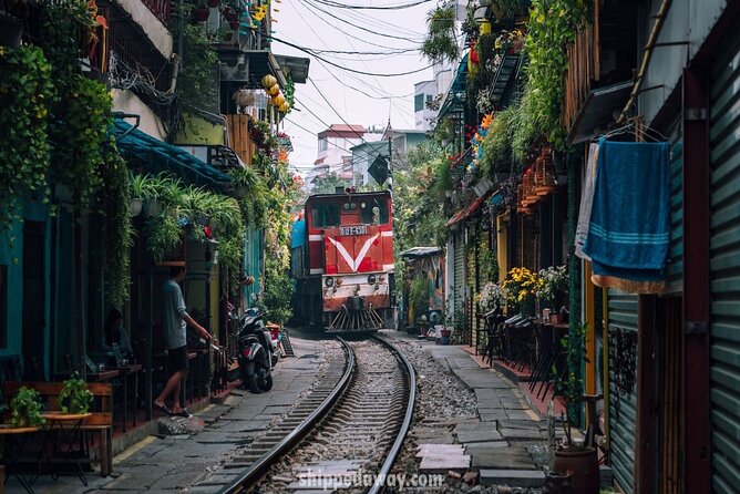 Hanoi Private Day Tour: Hidden Gems, Hoa Lo Prison, Train Street - Vietnam Museum of Ethnology and the country beyond Hanoi