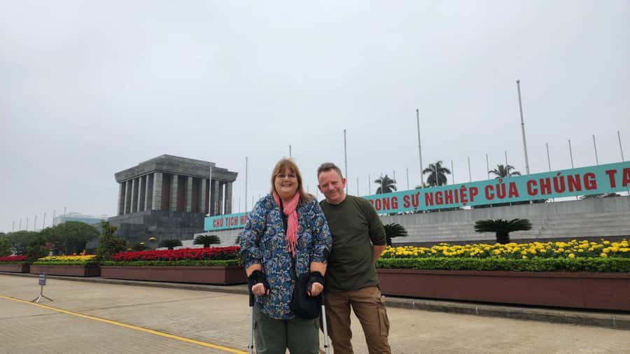 Hanoi: Private Half-day City Highlights and Hidden Gems Tour - The guide makes or breaks the experience