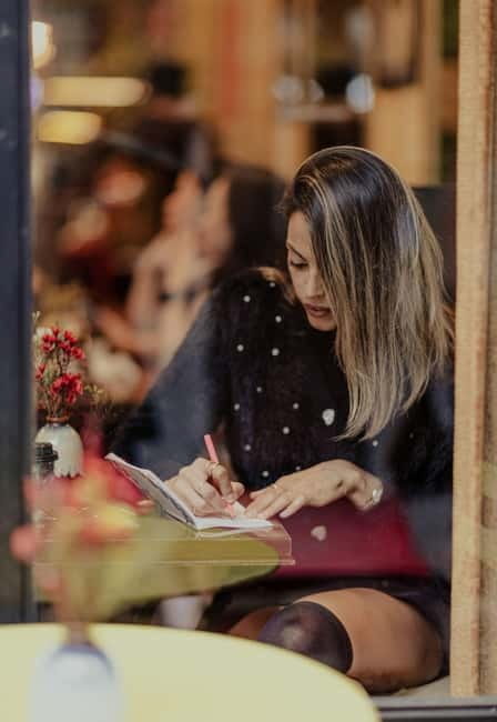 Hanoi Private Photoshoot – Iconic Spots & Hidden Gems - Temple of Literature and the Ao Dai Option