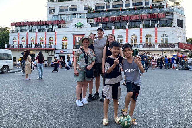 Hanoi Private Walking Street Food Tour with Train Street Visit - Practical details that affect your day