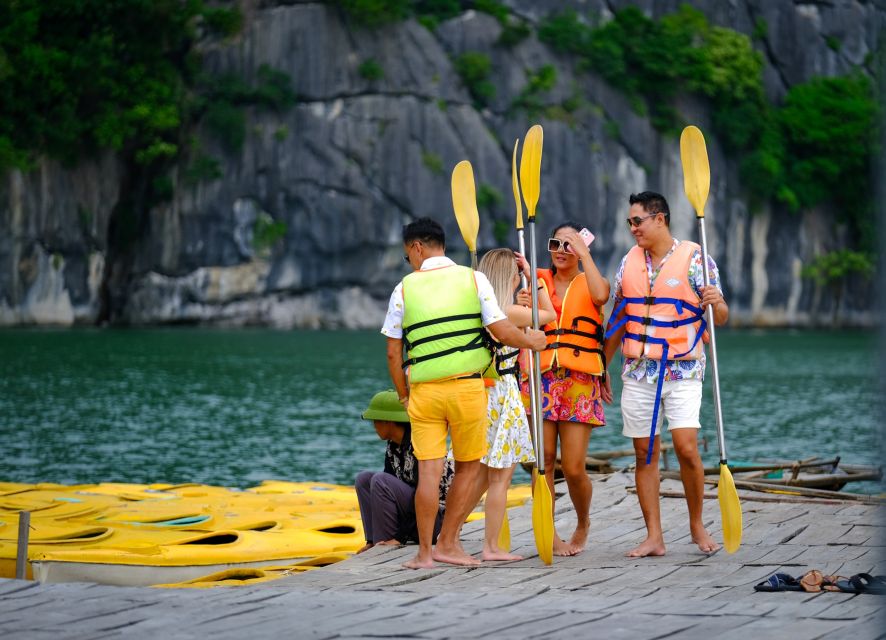 Hanoi: Roundtrip Halong Bay Islands, Caves, Kayaking & Lunch - The Hanoi pickup and 2.5-hour highway ride