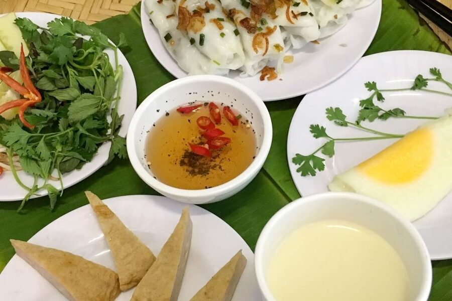 Hanoi: Small-Group Street Food Walking Tour - Five Hanoi food discoveries to expect
